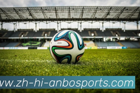 足球训练背心在比赛前热身阶段是否有助于球员体温维持